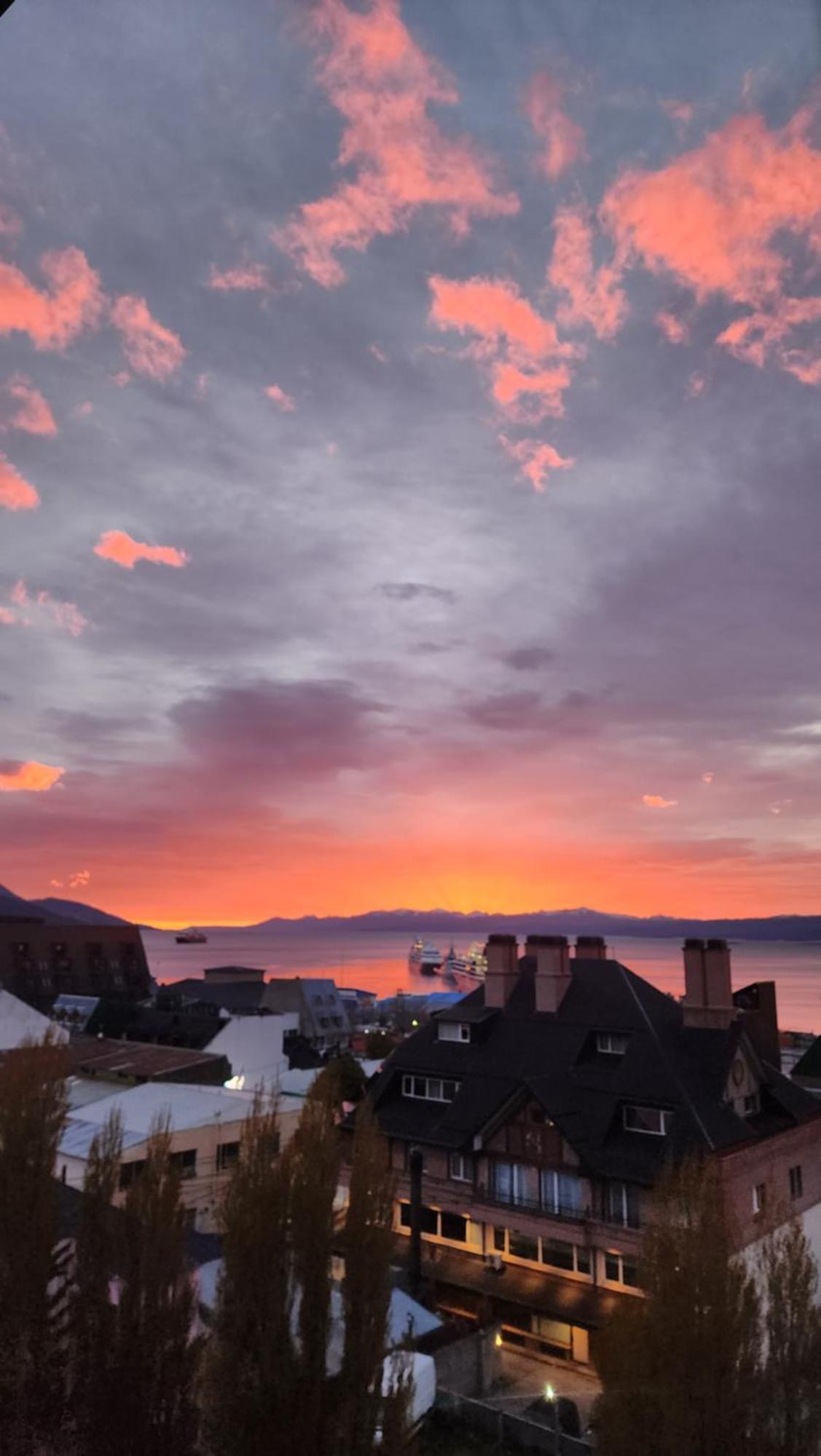Yaghan Hostel Ushuaia Exteriér fotografie